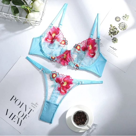 2 pc Lace Flower Embroidered Lingerie Set - Picture 1 of 6